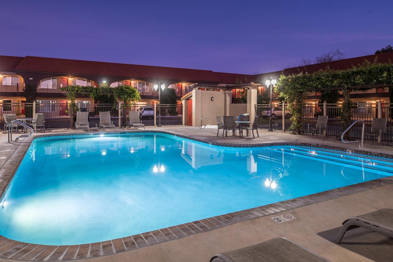 Laurel Inn & Conference Center Salinas Luaran gambar