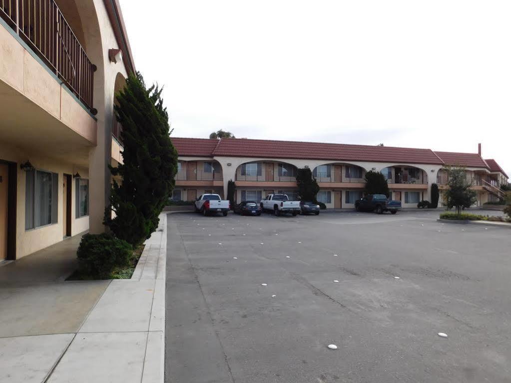 Laurel Inn & Conference Center Salinas Luaran gambar