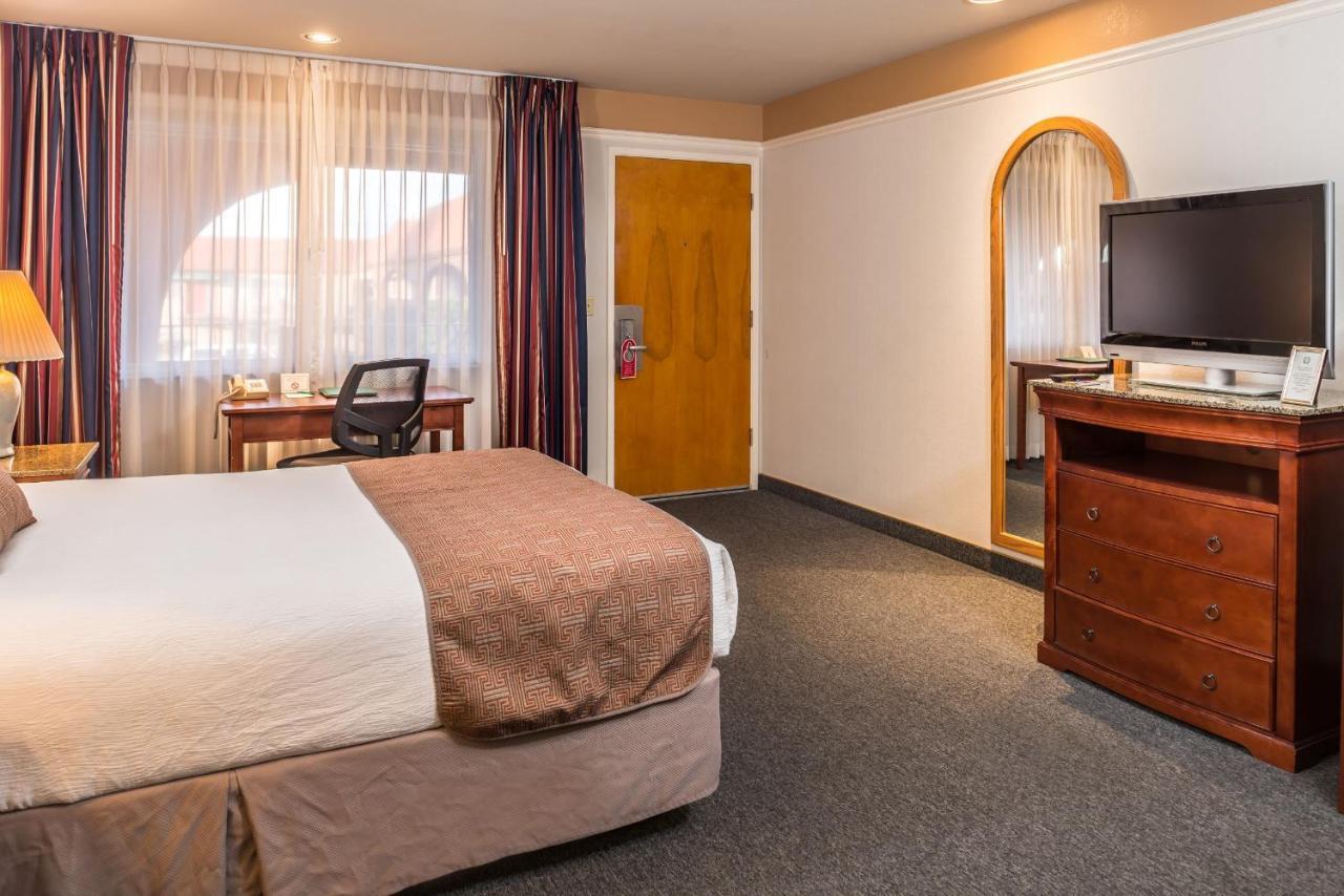 Laurel Inn & Conference Center Salinas Luaran gambar